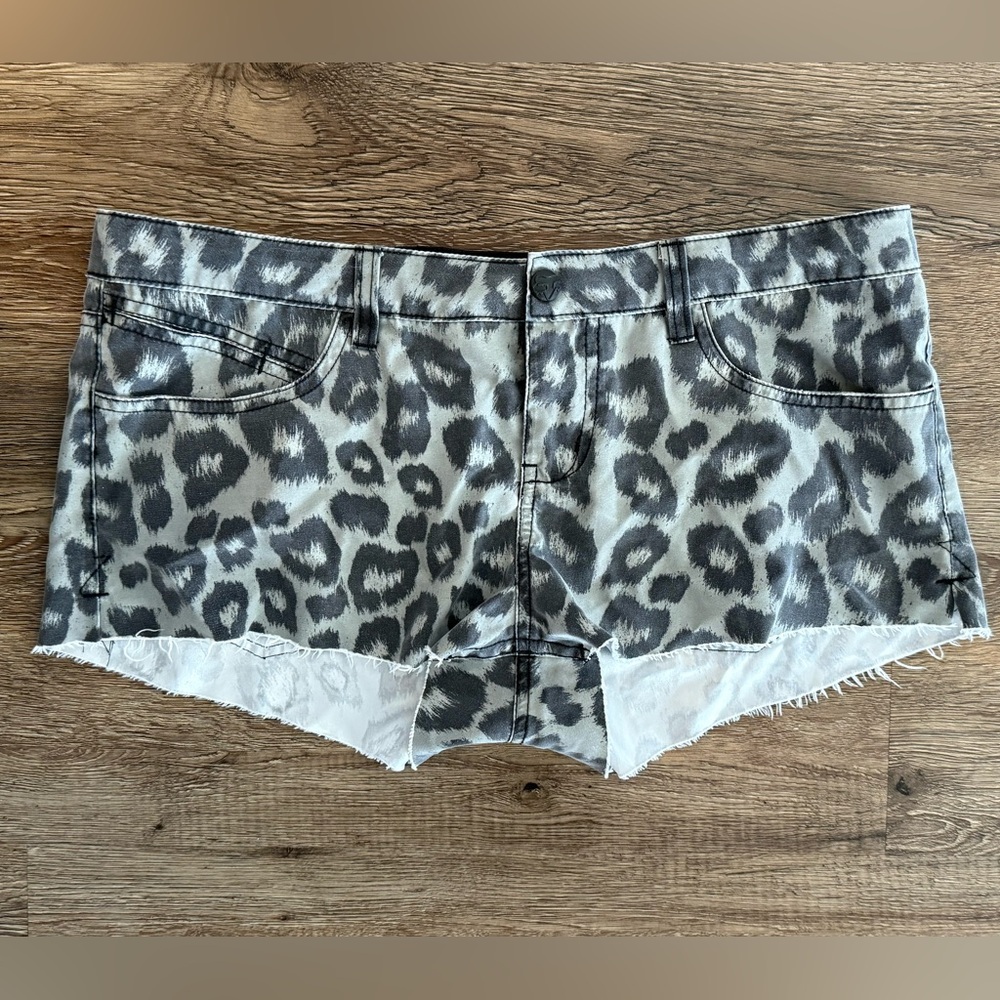 FOX swim bottoms size 9